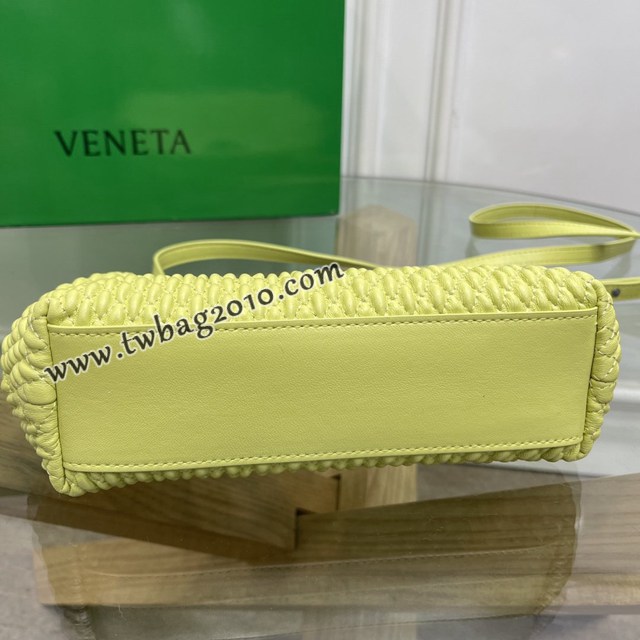 Bottega veneta高端女包 8546B BV寶緹嘉2021包包最新triangle倒三角手提單肩斜挎包三角包  gxz1251
